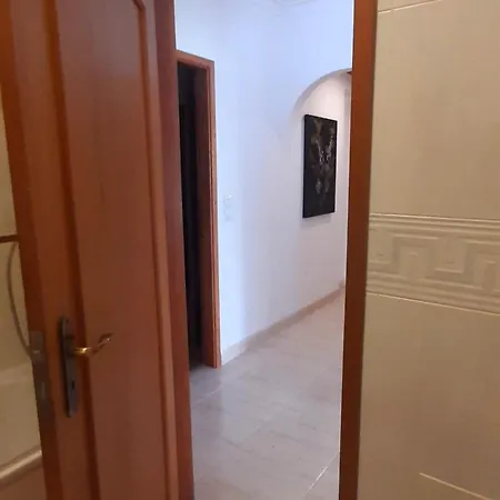 Excellent House Near Lisbon * Алмада