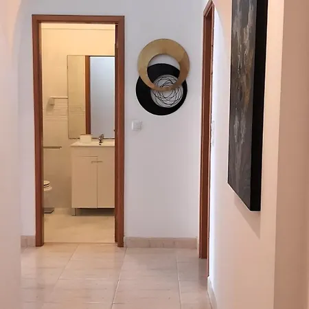 Апартаменты Excellent House Near Lisbon *