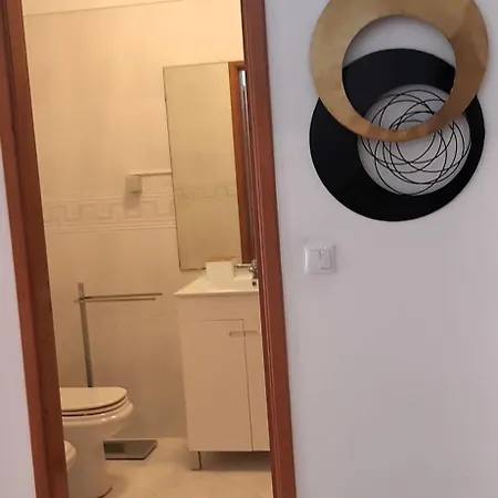 Excellent House Near Lisbon * Алмада